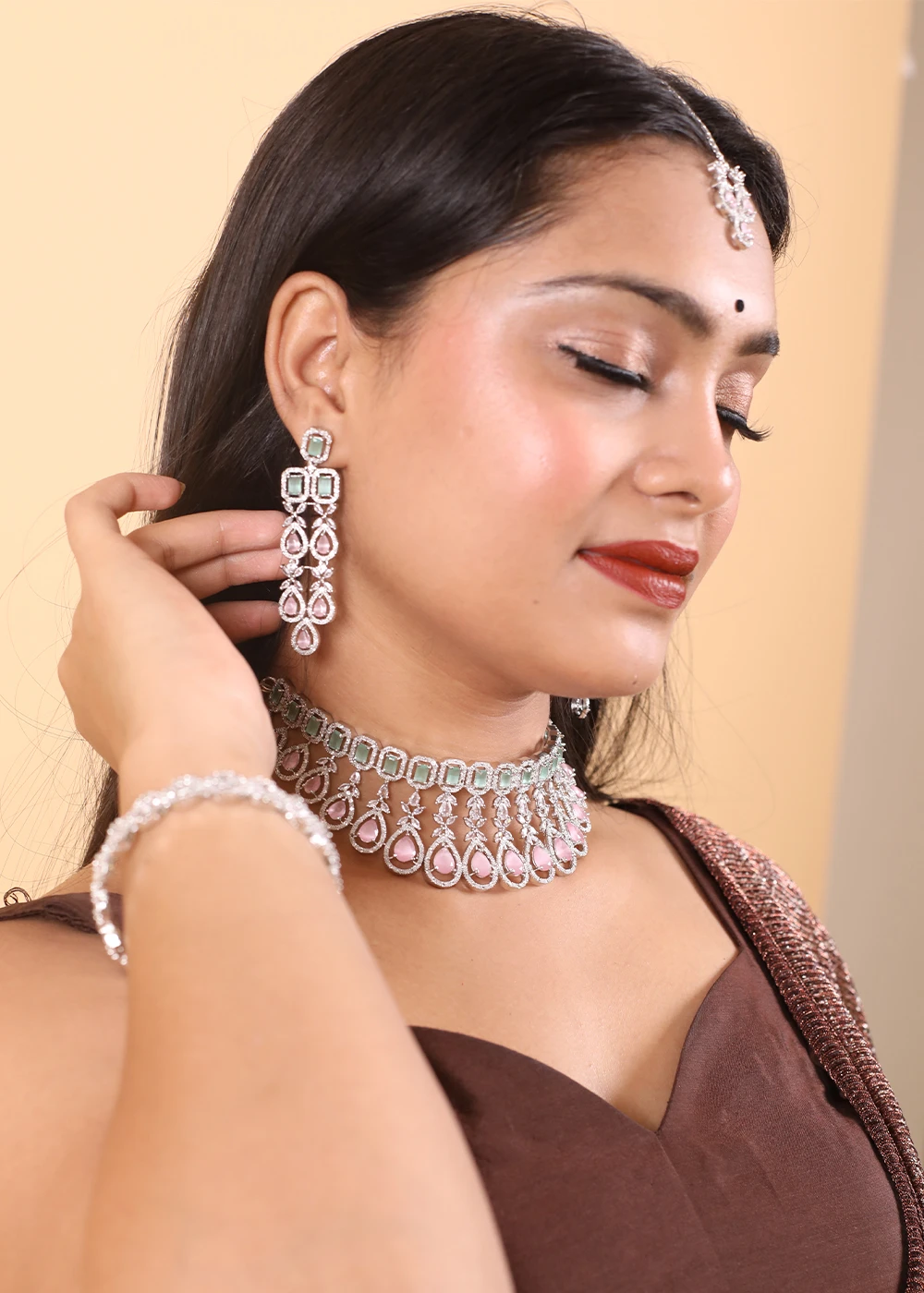 Glamaa Pink Stones & Dazzling Austrian Diamonds Embellished Choker Necklace & Earring Set For Women