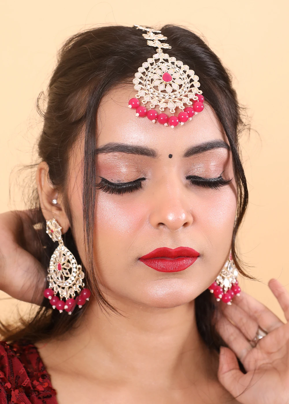 Glamaa Gold Plated Earring And Alloy Mangtika